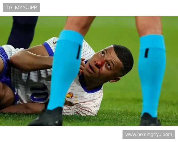 姆巴佩顺利通过驾照考试喜获证